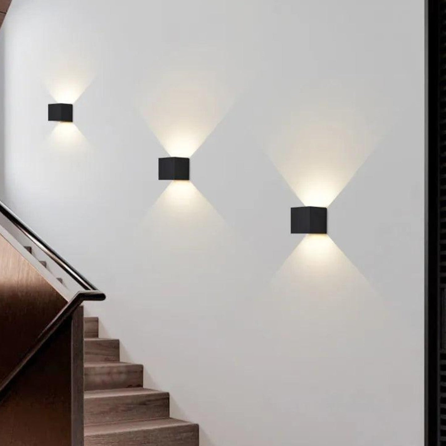 LumiSensor Pro - Intelligente buitenverlichting die precies weet wanneer je licht nodig hebt!